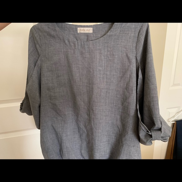 Ladies 3/4 sleeves bouffant top - Picture 10 of 12